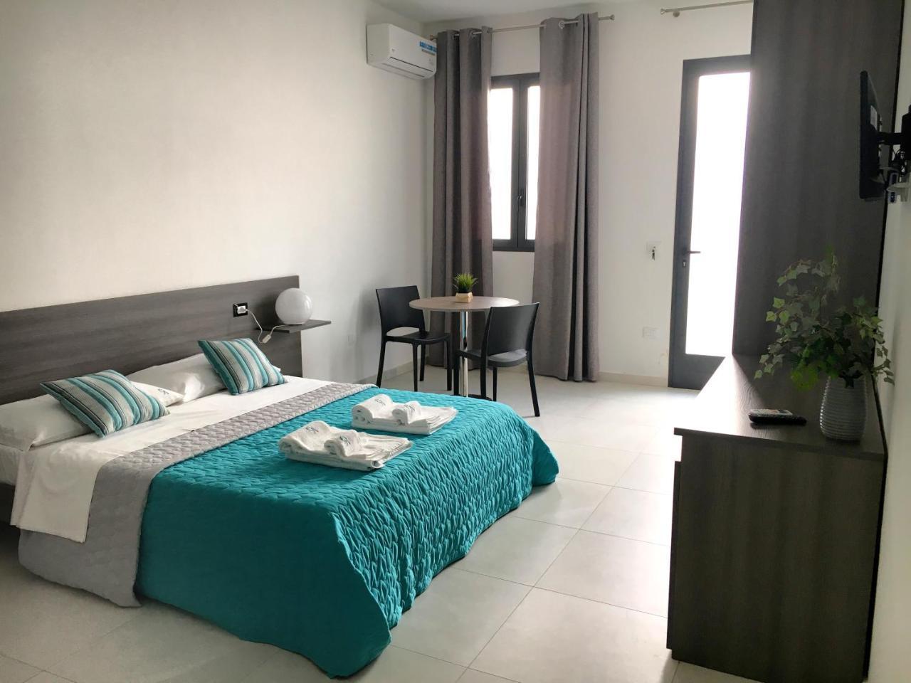 B&B Costa Azzurra Порто-Чезарео Экстерьер фото